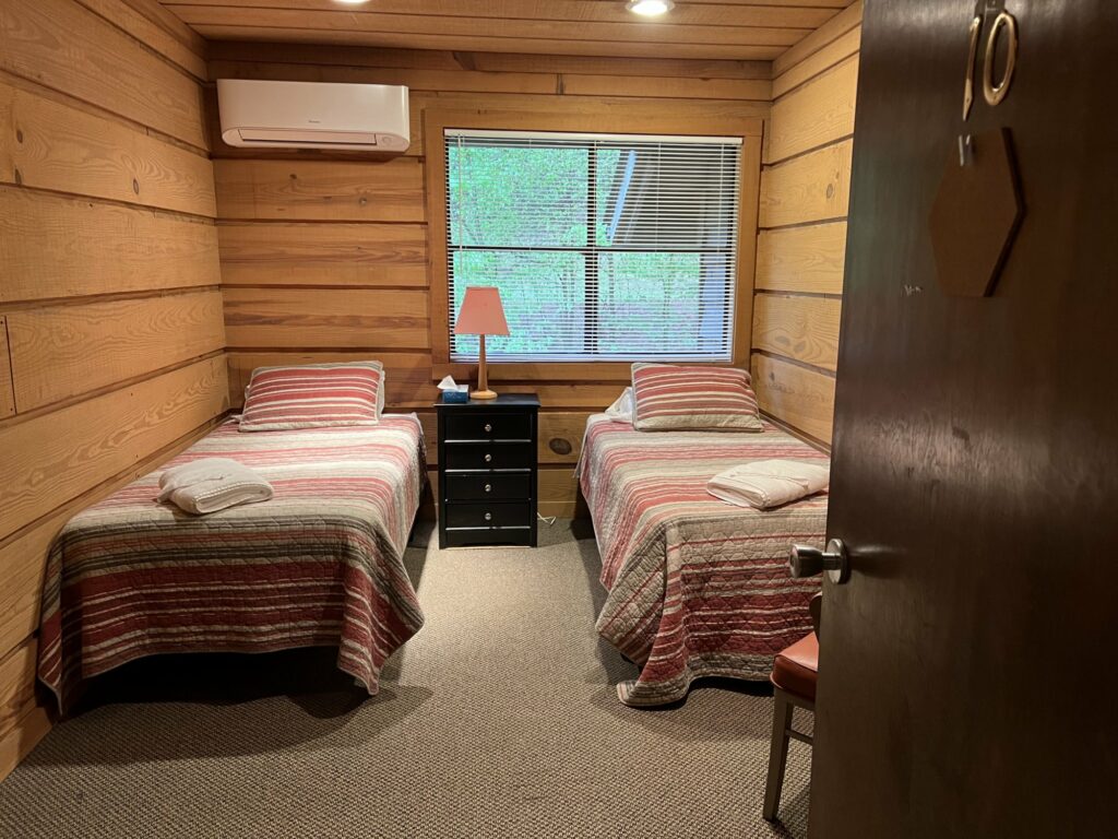 gilmont-camp-conference-lodge-gallery-5@2x