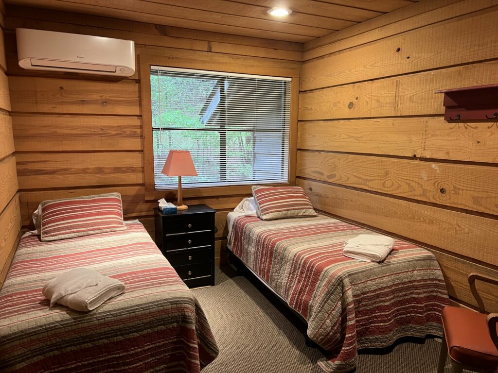 gilmont-camp-conference-lodge-gallery-7@2x