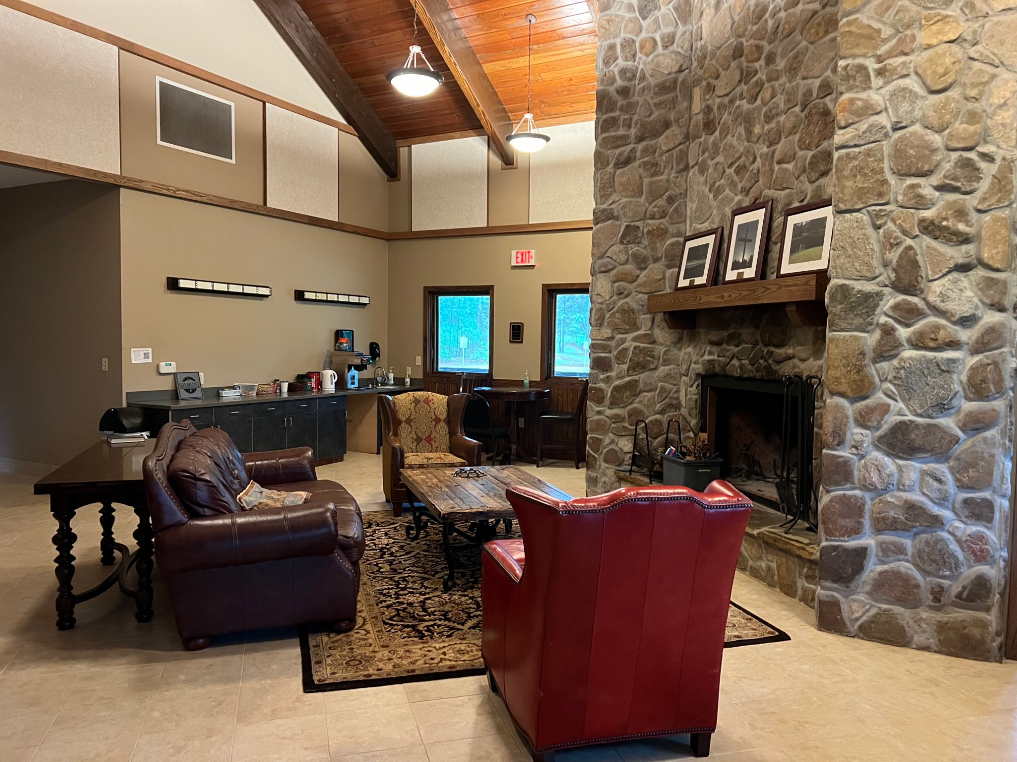 gilmont-conference-center-building-gallery-8@2x